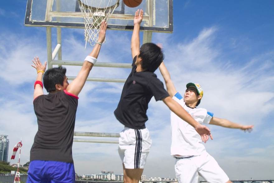 NBA与英超赛季中期盘点榜单：六项指标看清球队真实成色